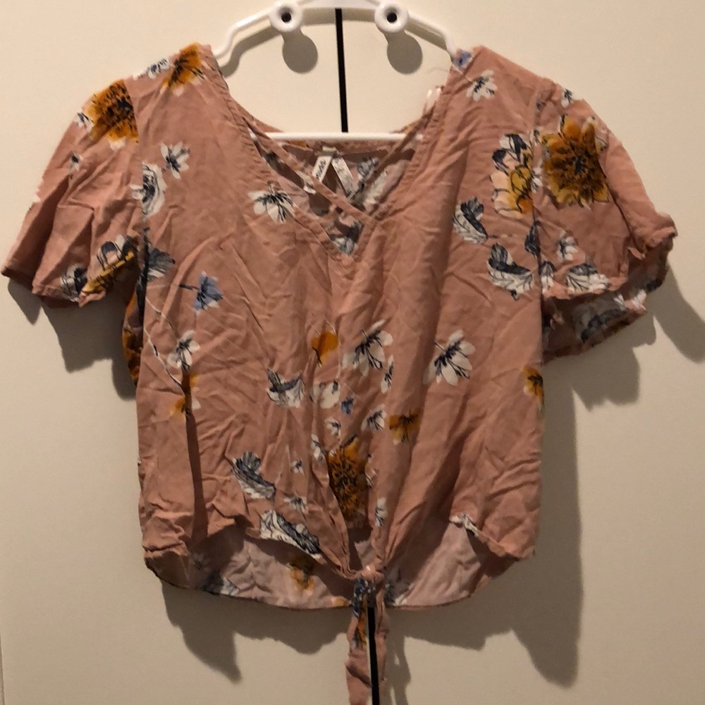 Mudd Floral V-Neck Top